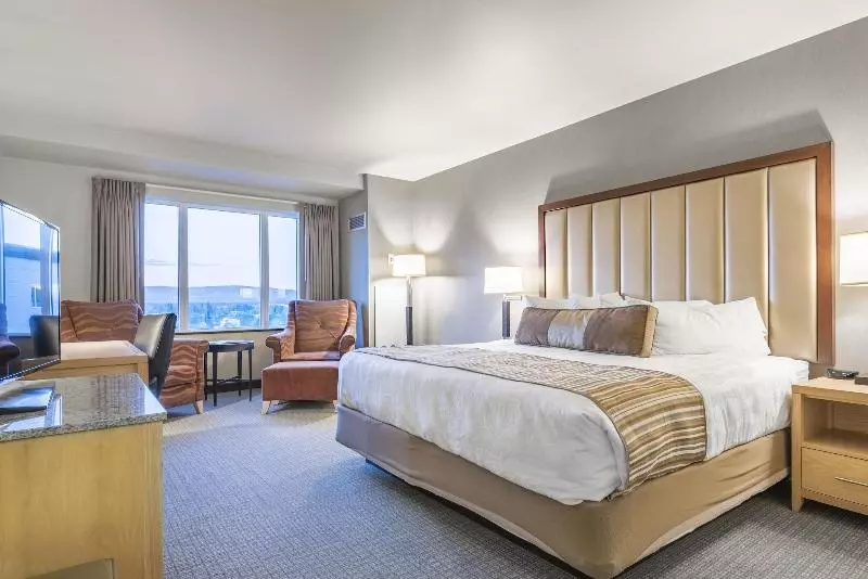 キングサイズベッドのスタンダードルーム, Westmark Fairbanks Hotel And Conference Center