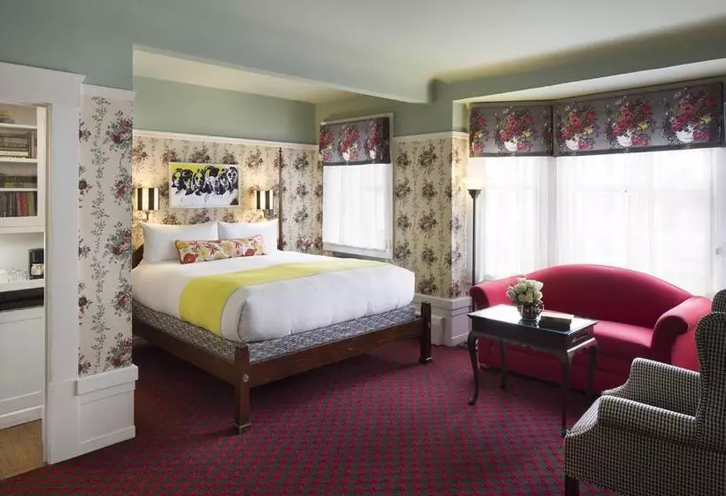 اتاق لوکس با تخت بزرگ, White Swan Inn