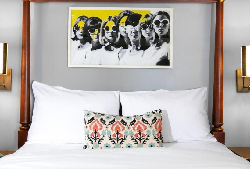 Люкс Повышенной Комфортности, White Swan Inn