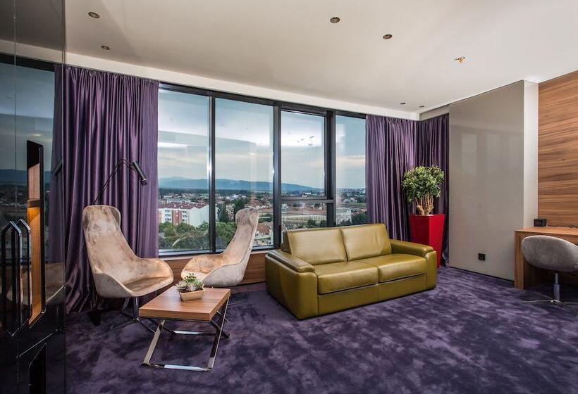 سوییت اجرایی, Ambasador