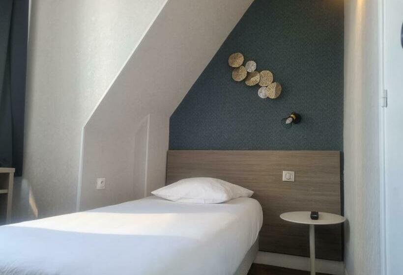 اتاق استاندارد یک نفره, Eiffel Kensington