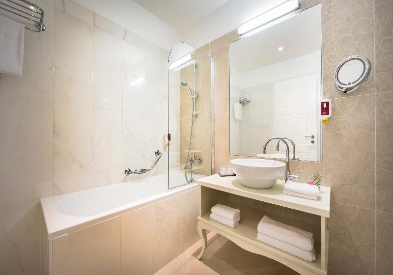 غرفة سوبيريور مطلّة علي البحر, Kvarner  Liburnia