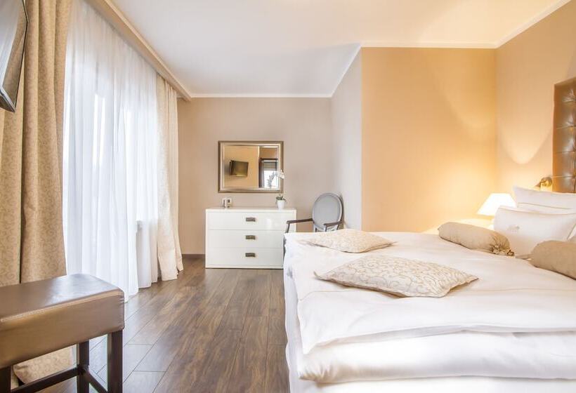 프레지덴셜 스위트, Malin