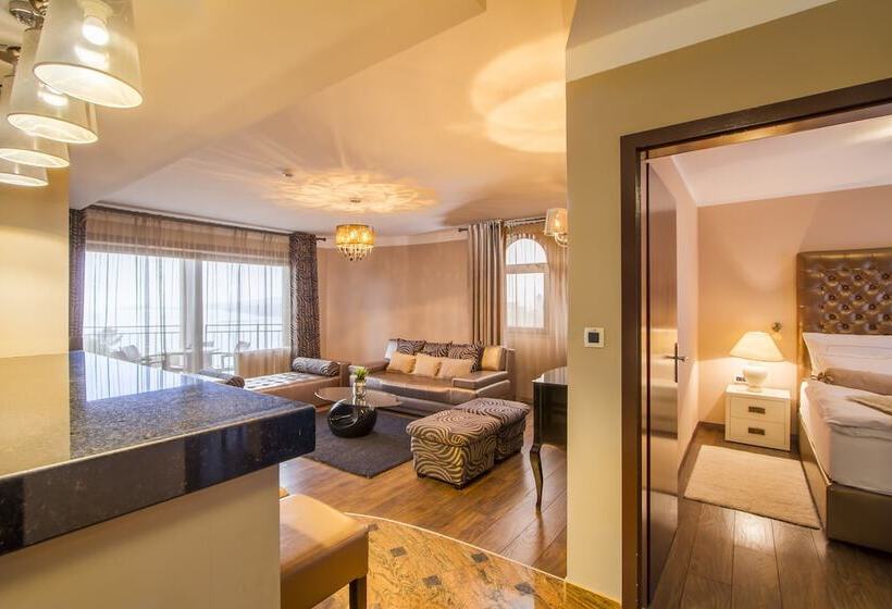 프레지덴셜 스위트, Malin