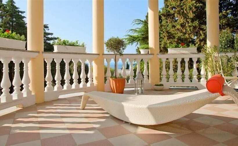 패밀리 스위트, Malin