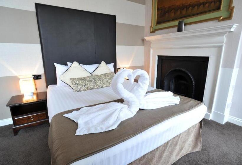 اتاق سوپریور, The Kings Arms