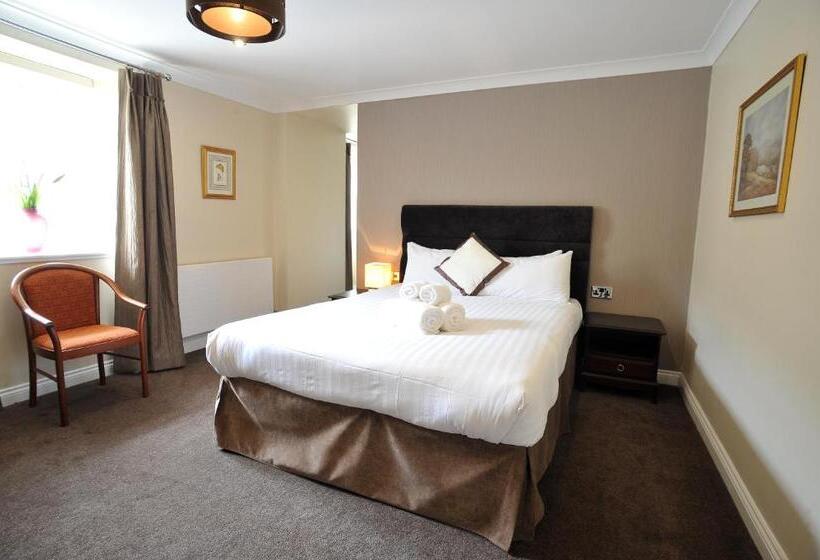 اتاق خانوادگی, The Kings Arms