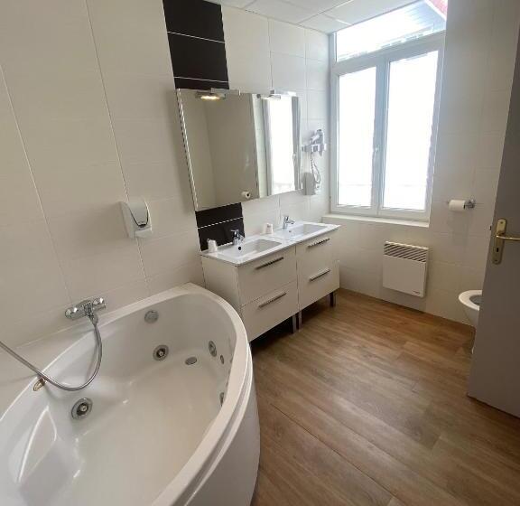 컴포트 룸, Villa Des 2 Caps