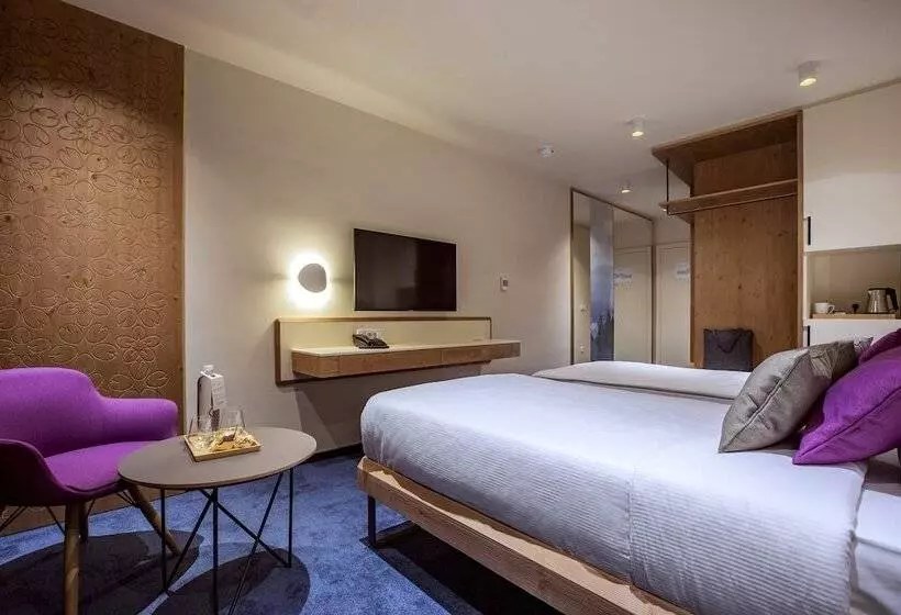 اتاق استاندارد با چشم‌انداز دریاچه, Park   Sava Hotels & Resorts