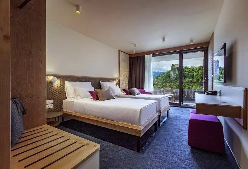 اتاق استاندارد با چشم‌انداز دریاچه, Park   Sava Hotels & Resorts