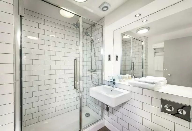 スタンダードシングルルーム, Glasgow West Hotel By Compass Hospitality
