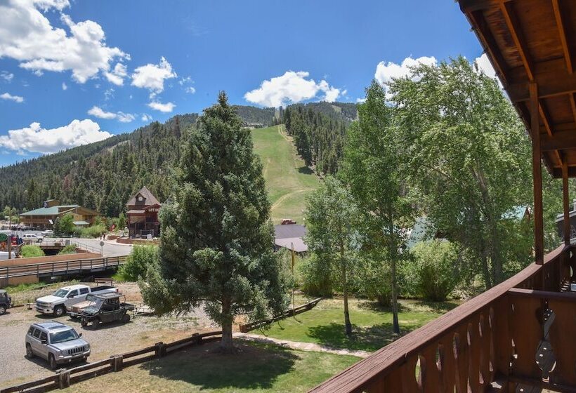 חדר קלאסי מיטה זוגית, Alpine Lodge Red River