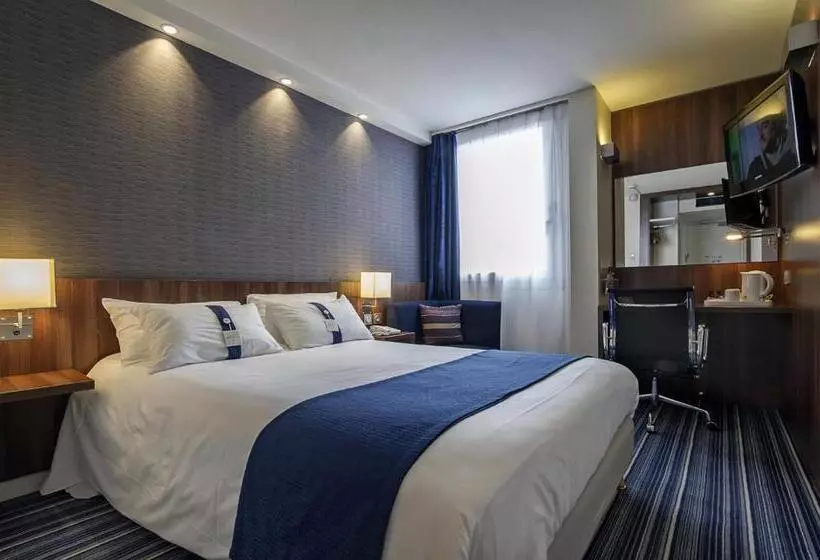 身障者適用スタンダードルーム, Holiday Inn Express Lille Centre, An Ihg