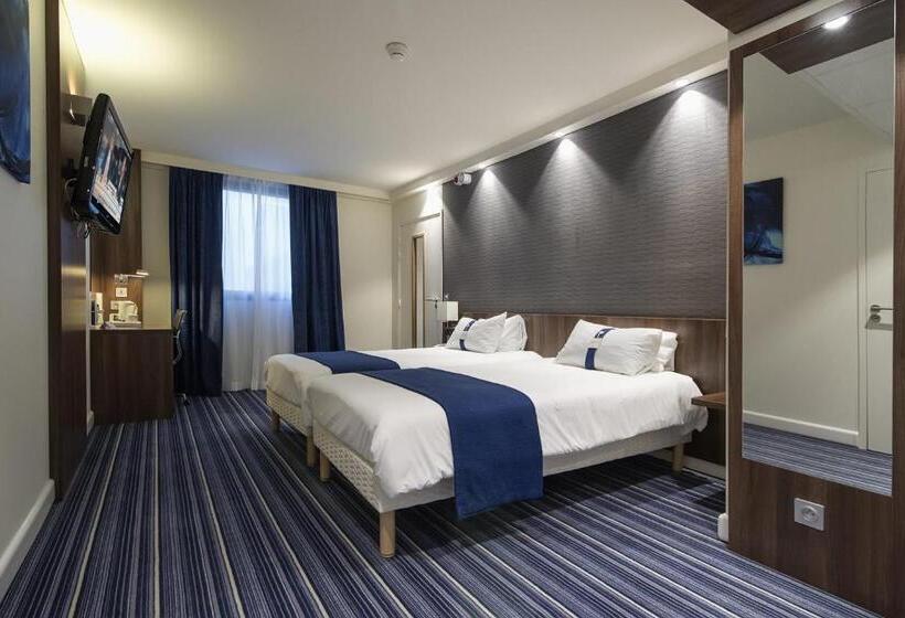 غرفة قياسية لذوى الاحتياجات الخاصة, Holiday Inn Express Lille Centre, An Ihg