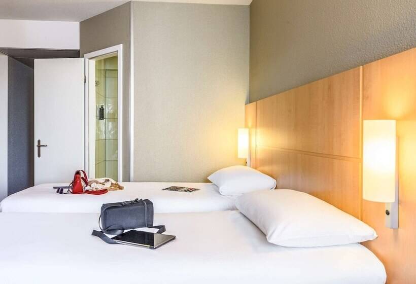 Номер Стандарт, Ibis Lausanne Crissier