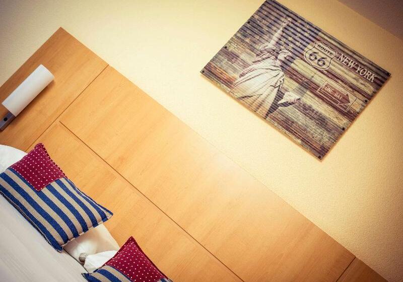 Номер Стандарт, Ibis Lausanne Crissier