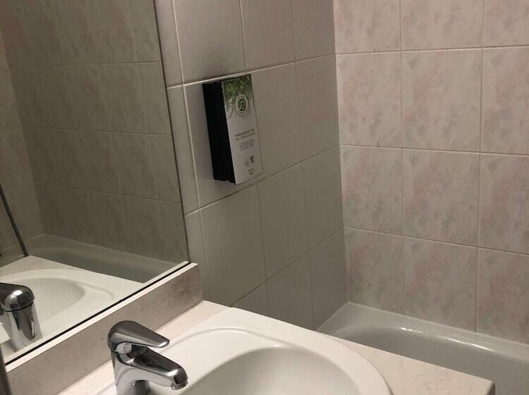 标准间, Hôtel Restaurant Kyriad Mulhouse Nord Illzach