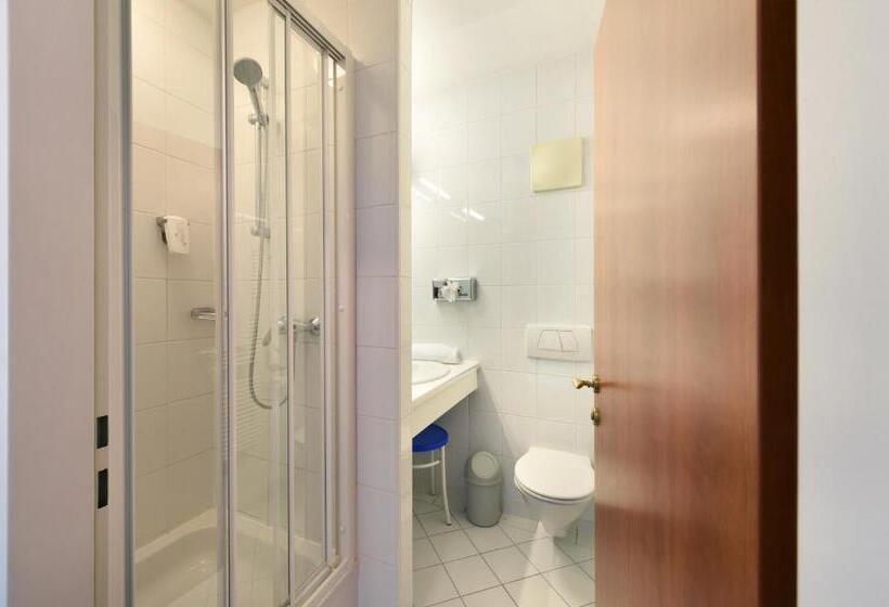 اتاق استاندارد یک نفره, Am Neutor Hotel Salzburg Zentrum