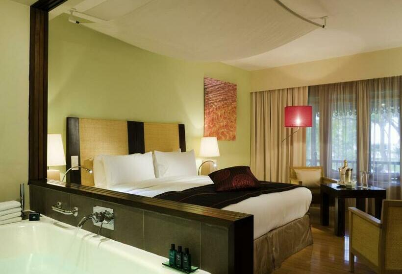 اتاق سوپریور با تخت بزرگ, Sofitel Mauritius L Imperial Resort & Spa