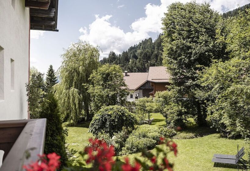 スーペリアールーム, Strasserwirt   Ansitz Zu Tirol