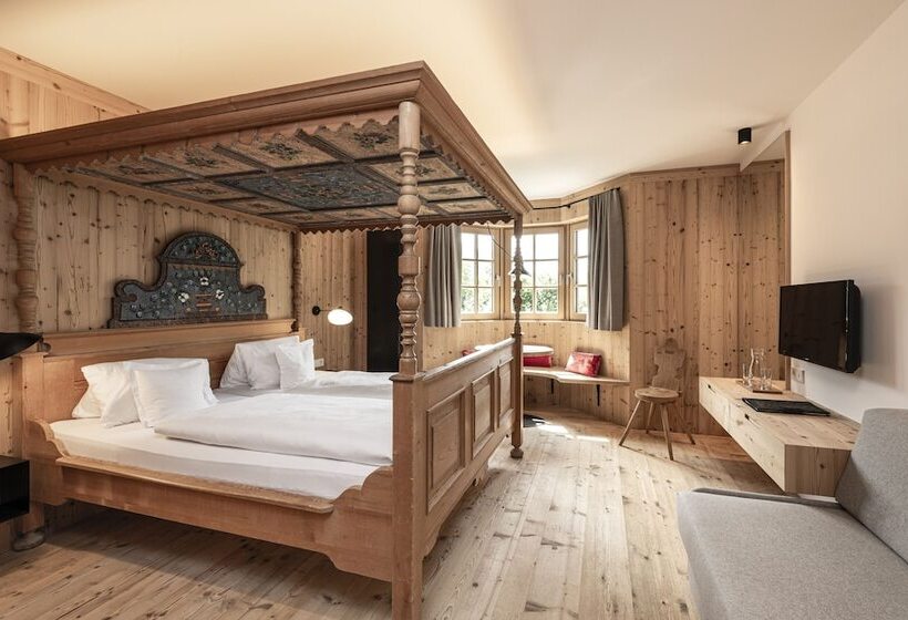 スーペリアールーム, Strasserwirt   Ansitz Zu Tirol