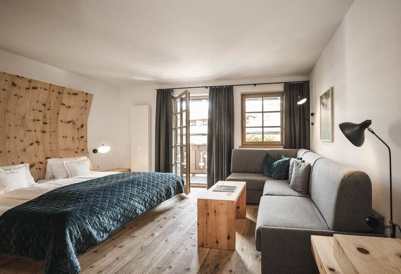 スーペリアールーム, Strasserwirt   Ansitz Zu Tirol