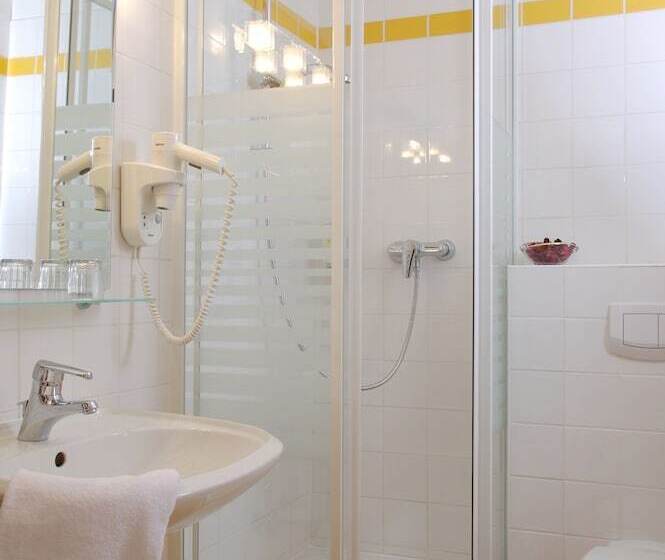 اتاق سوپریور, Westbahn