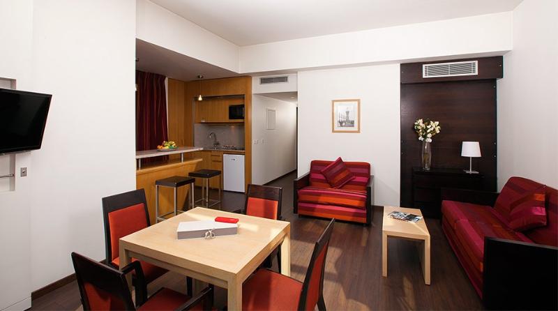 غرفة تنفيذية, Novotel Lens Noyelles