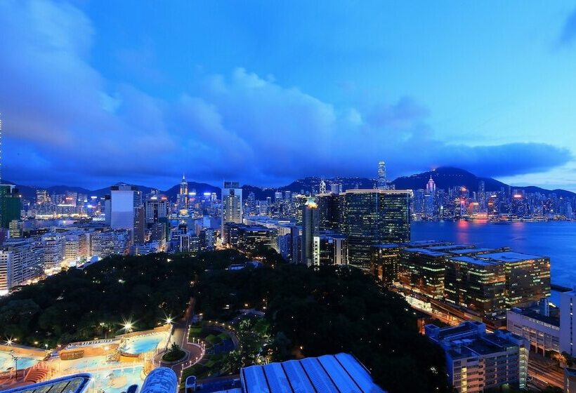 سوییت, B P International