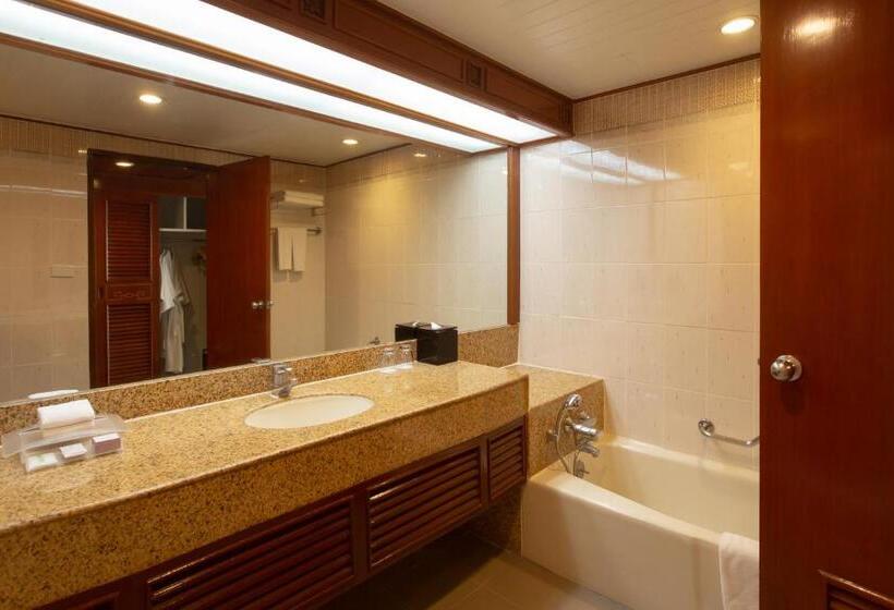 Номер Премиум, Centara Riverside Hotel Chiang Mai