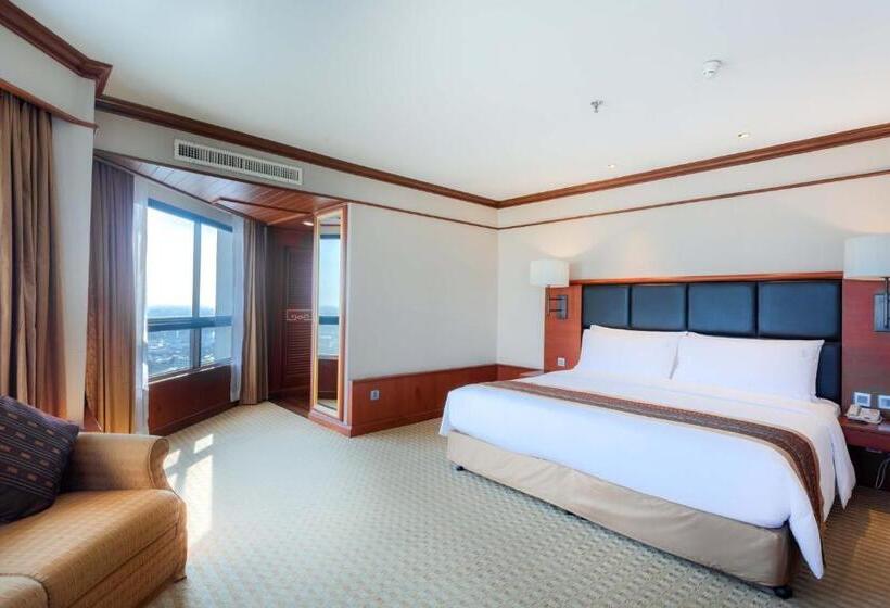 Люкс Повышенной Комфортности, Centara Riverside Hotel Chiang Mai