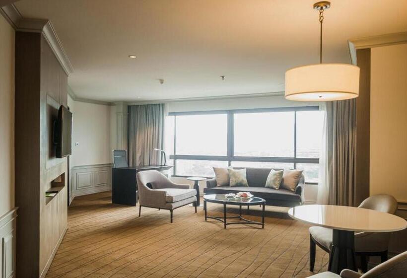 Четырехместный Номер Стандарт, Centara Riverside Hotel Chiang Mai