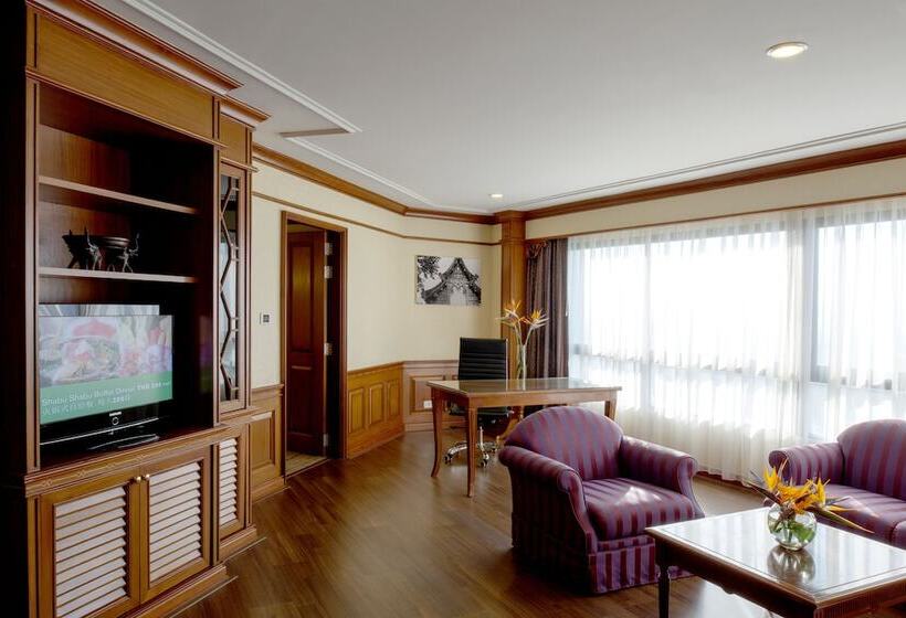 Люкс Вид на Реку, Centara Riverside Hotel Chiang Mai