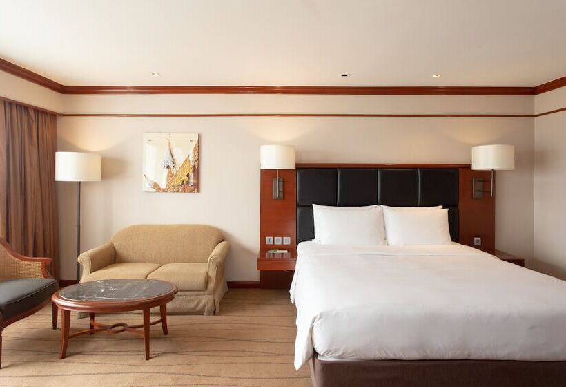 Люкс Повышенной Комфортности, Centara Riverside Hotel Chiang Mai