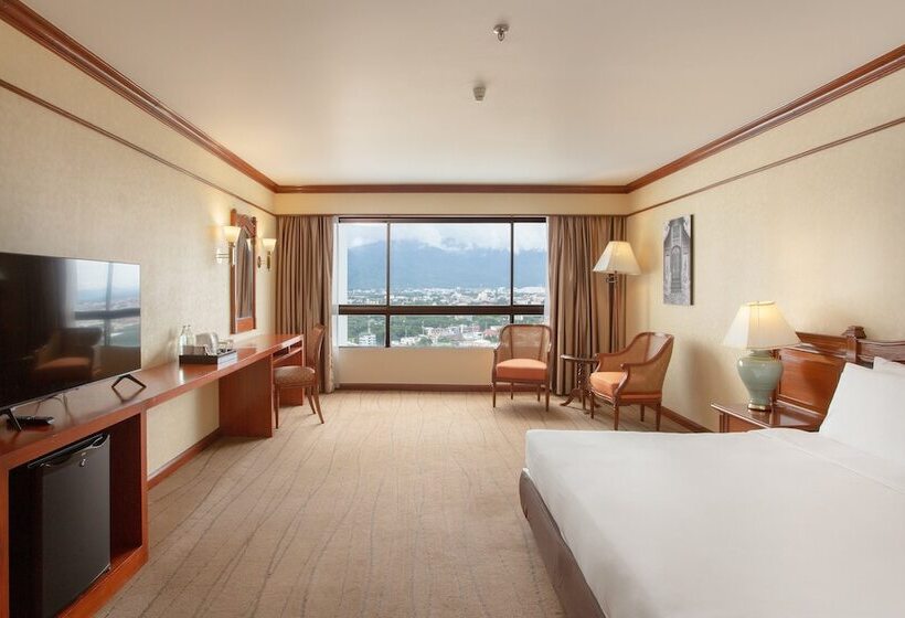 Номер Deluxe, Centara Riverside Hotel Chiang Mai