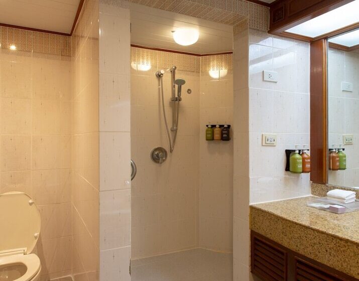 Номер Премиум, Centara Riverside Hotel Chiang Mai