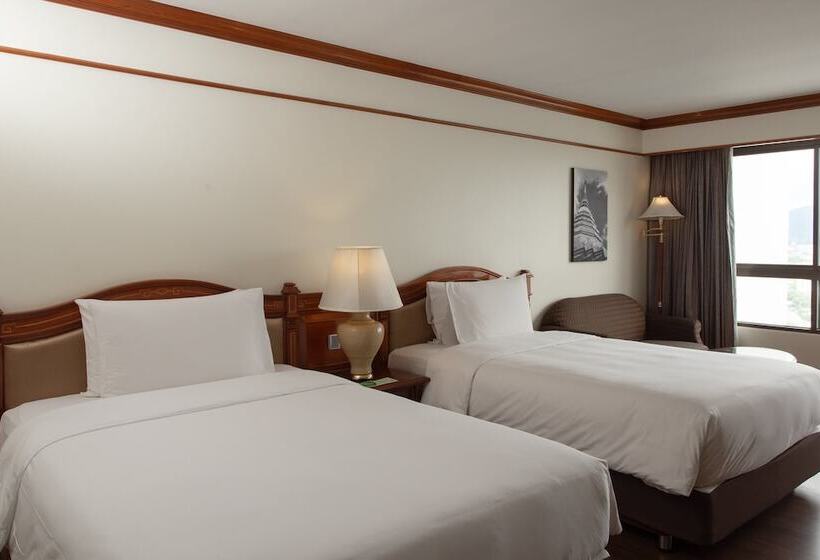 Номер Премиум, Centara Riverside Hotel Chiang Mai