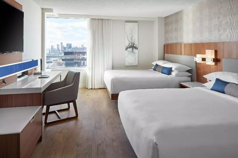 クイーンサイズベッドのスタンダードルーム, Delta Hotels By Marriott Trois Rivieres Conference Centre