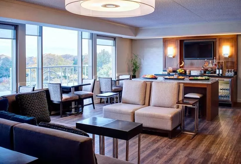 اتاق استاندارد با تخت دوبل, Detroit Metro Airport Marriott
