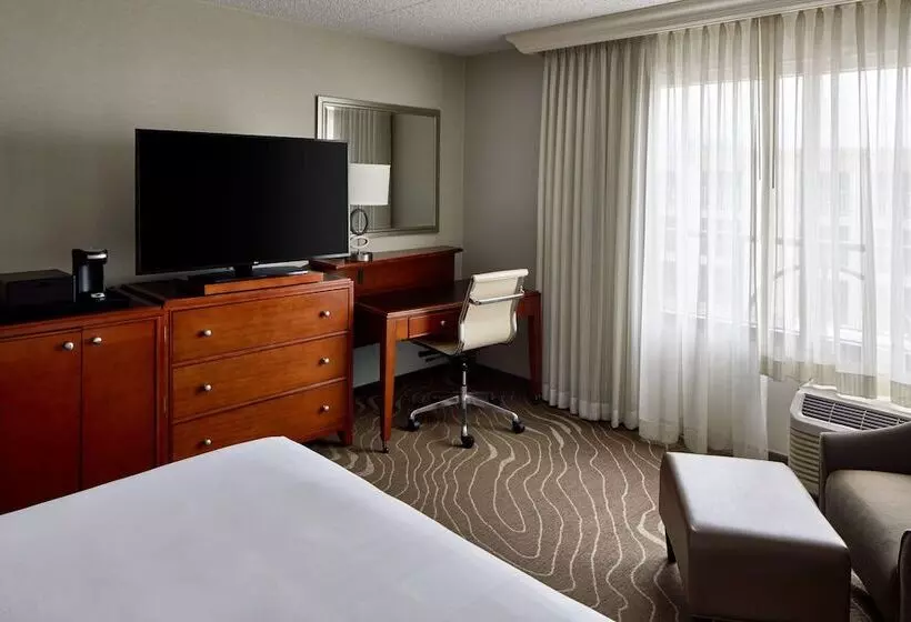 اتاق استاندارد با تخت دوبل, Detroit Metro Airport Marriott