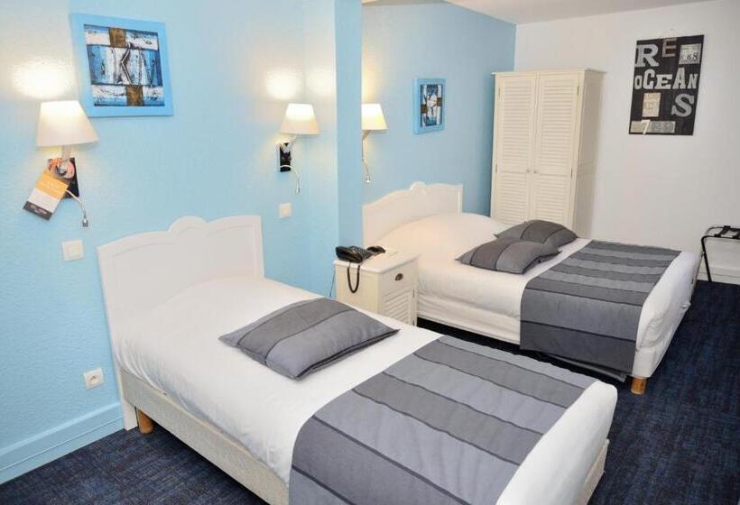 Номер Стандарт Трехместный, Etc...hôtel   Strasbourg Hyper Centre