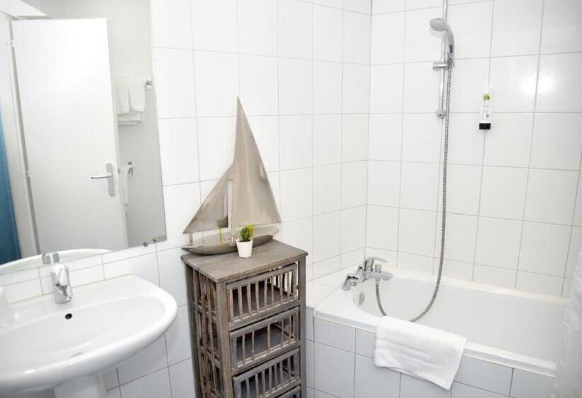 Номер Стандарт Индивидуальный, Etc...hôtel   Strasbourg Hyper Centre
