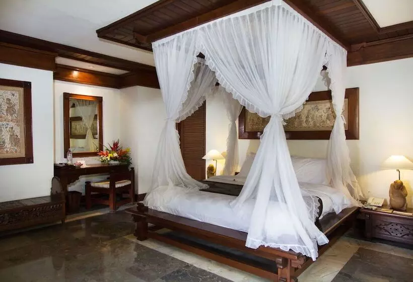 スイート, Balisani Suites