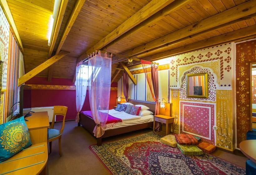 جناح عائلي, Janus Boutique Hotel & Spa