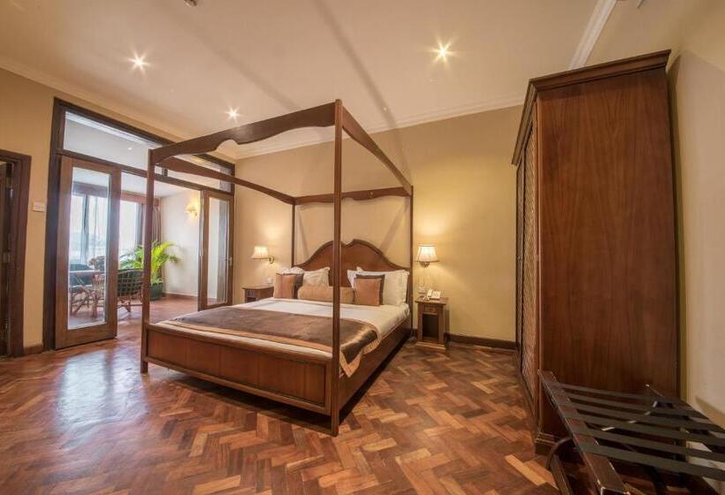 اتاق لوکس, Speke Hotel 1996 Ltd