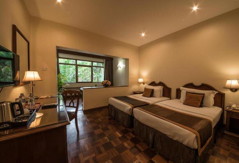 اتاق لوکس, Speke Hotel 1996 Ltd