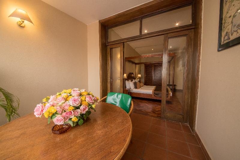 اتاق لوکس, Speke Hotel 1996 Ltd