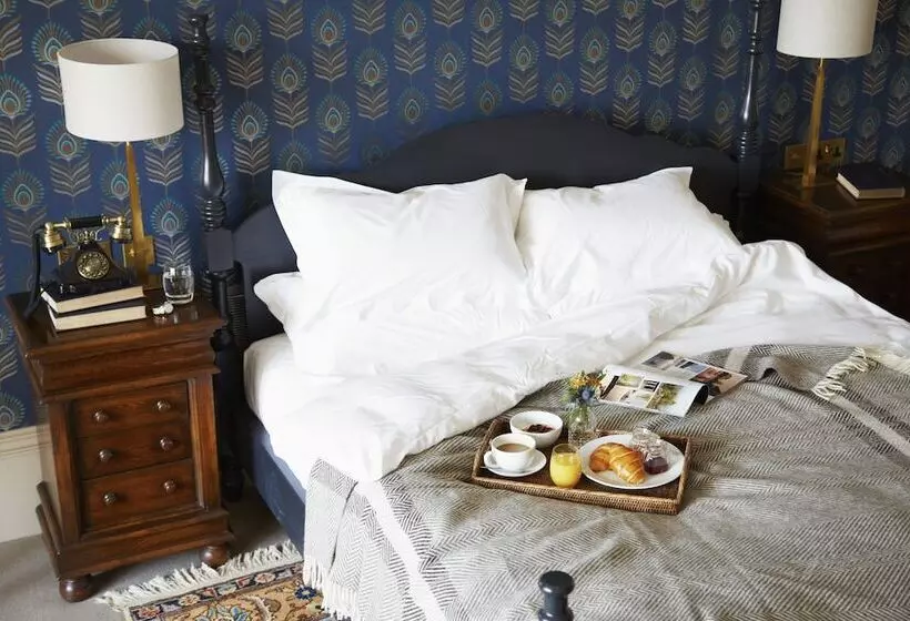 Sviitti, The Roseate Edinburgh Small Luxury Hotels Of The World