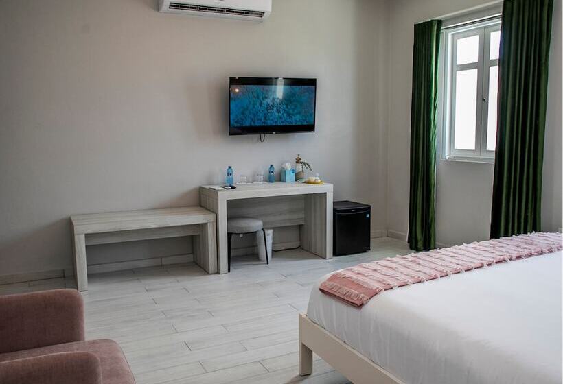 اتاق لوکس, Trópica Beach