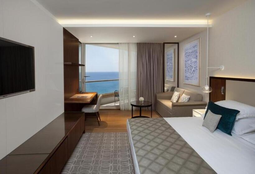 Номер Deluxe, Royal Beach Eilat  By Isrotel Exclusive